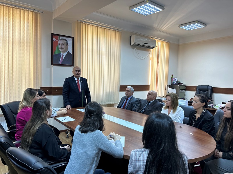 Qafqazşünaslıq İnstitutunda Zəfər Gününə həsr olunmuş dəyirm...