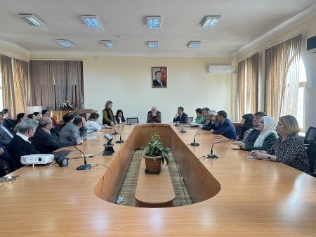 Fəlsəfə və Sosiologiya İnstitutunda Həmkarlar Təşkilatının h...