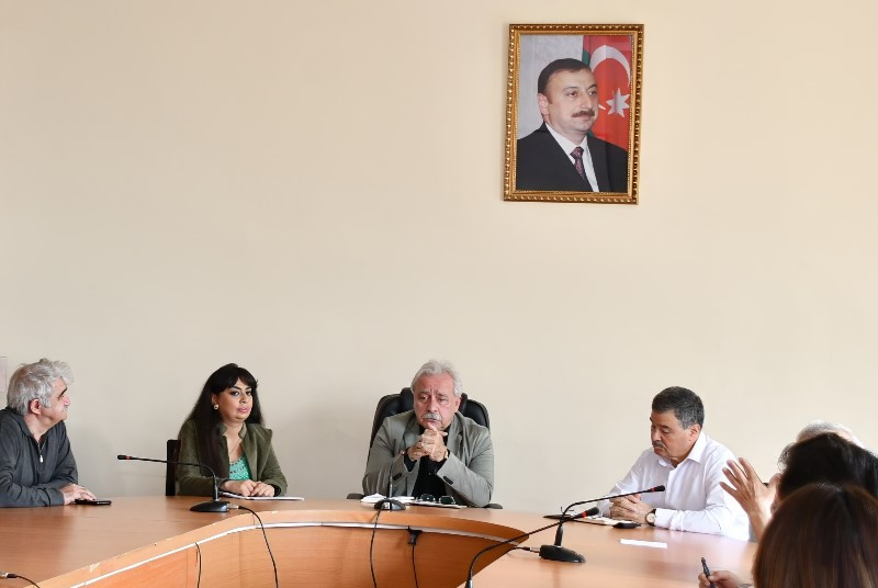 “Millli ideologiya etik və sosial psixoloji kontekstdə” mövz...