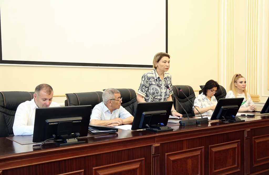 Tarix və Etnologiya İnstitutunun Həmkarlar Təşkilatının hesa...