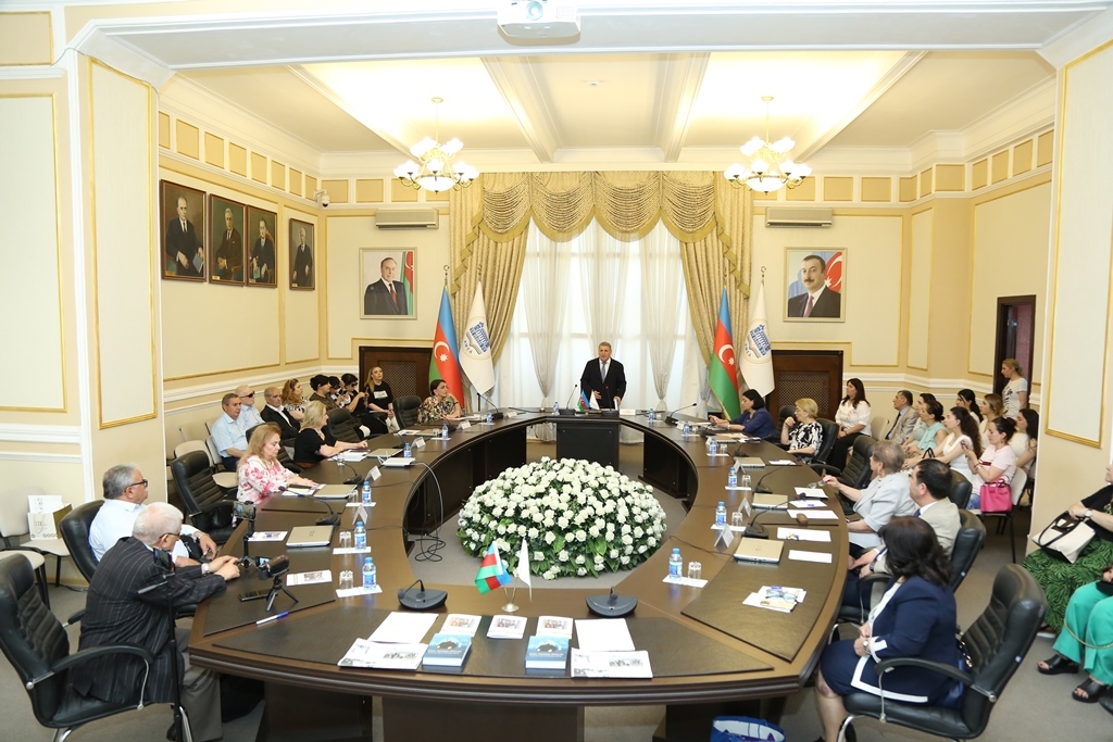 AMEA-da “Azərbaycanın ictimai və mədəni inkişafında Ağa Musa...