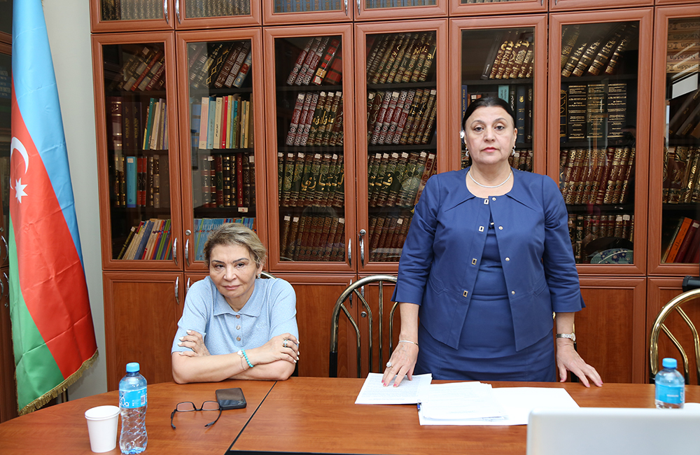 İctimai Elmlər Bölməsinin Elmi şurasının iclasında süni inte...