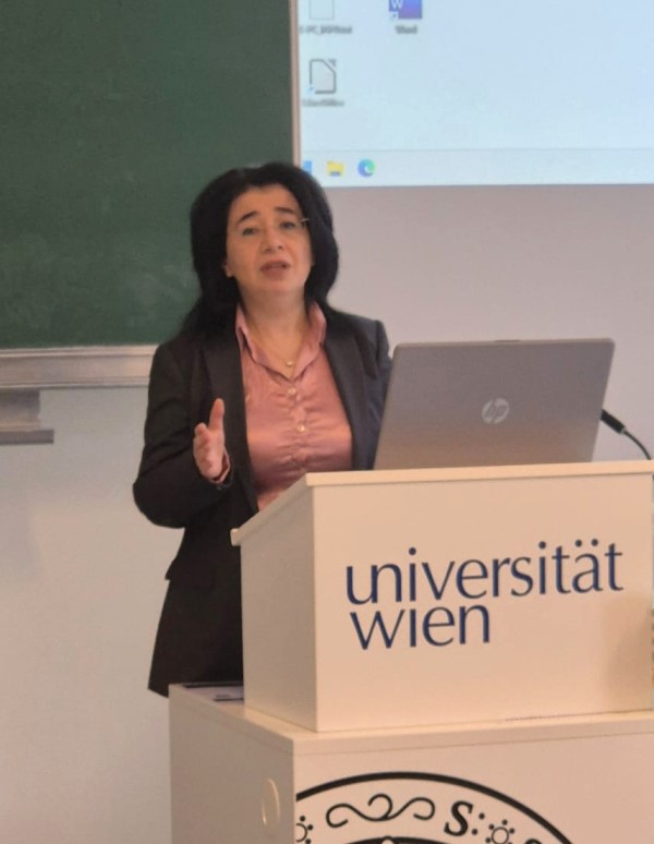 Azərbaycan alimləri Avstriyada beynəlxalq konfransda çıxış e...