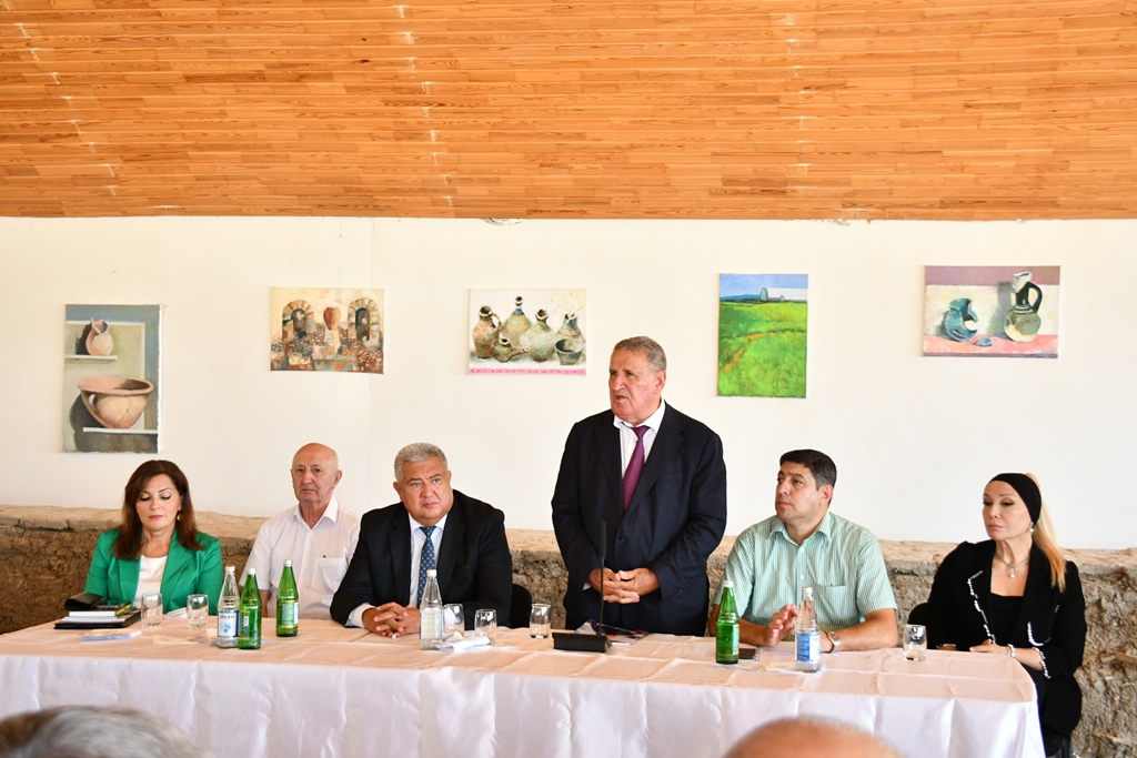 Ağsuda professor Qafar Cəbiyevin anadan olmasının 75 illik y...