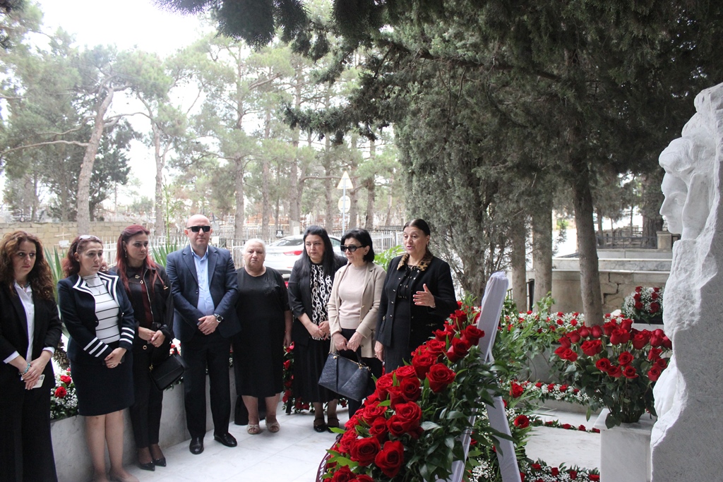 Görkəmli şərqşünas Aida İmanquliyevanın xatirəsi anılıb