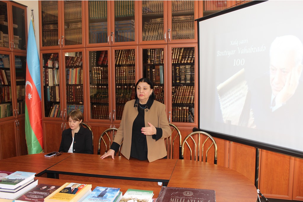 Şərqşünaslıq İnstitutunda “Bəxtiyar Vahabzadə və Türk dünyas...
