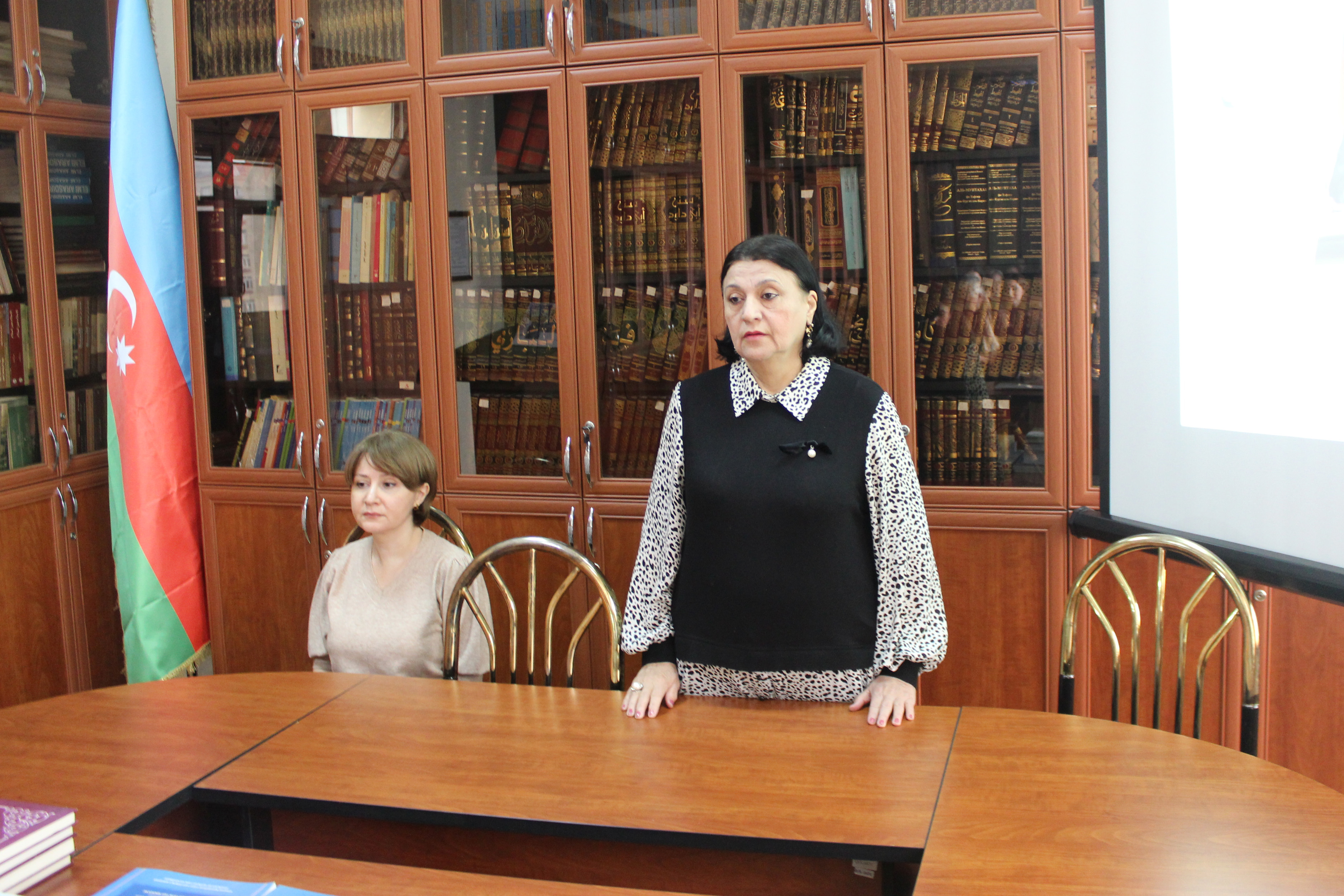 Şərqşünaslıq İnstitutunda “Ulu Öndər Heydər Əliyevdən Müzəff...