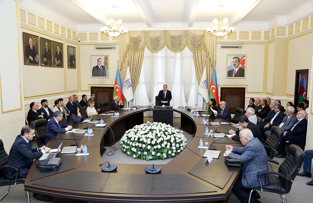 “Azərbaycan Respublikasının Prezidenti İlham Əliyevin AMEA-n...