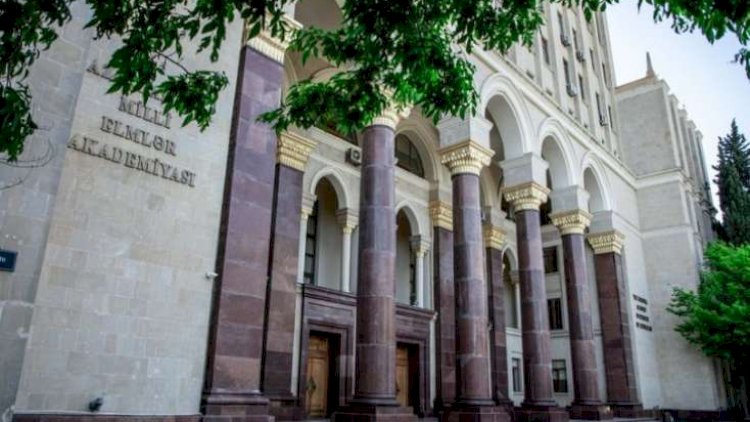 Azərbaycan Türkologiya elmi: sələflər və xələflər” adlı resp...