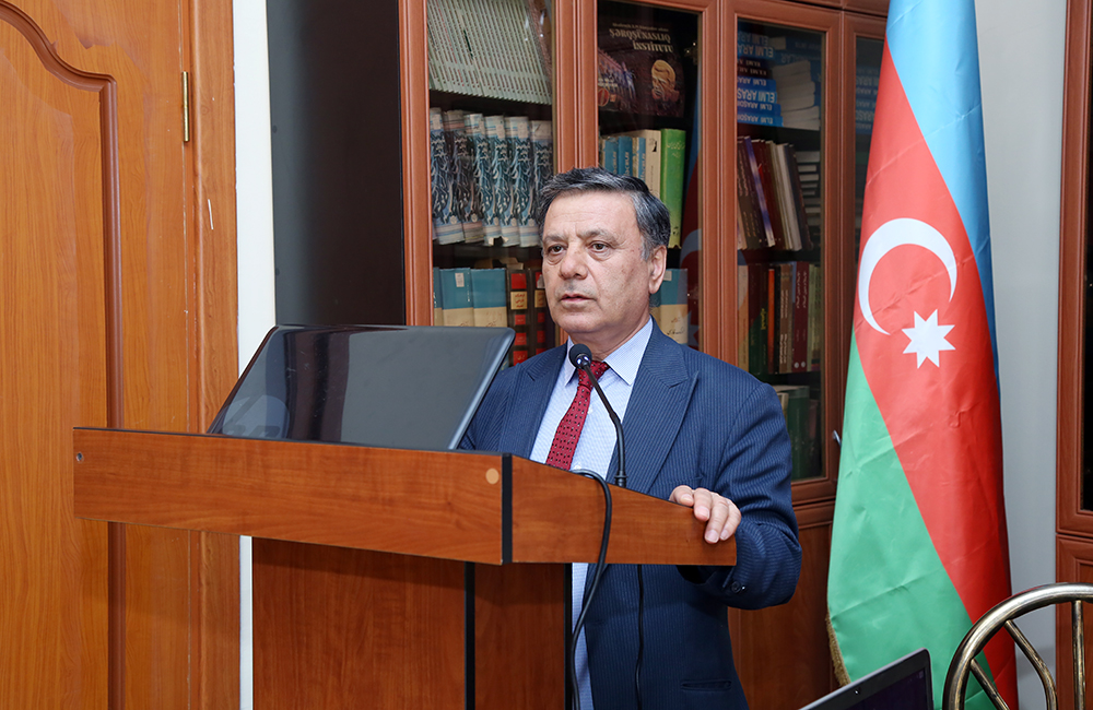 6a0acf176b436.jpg